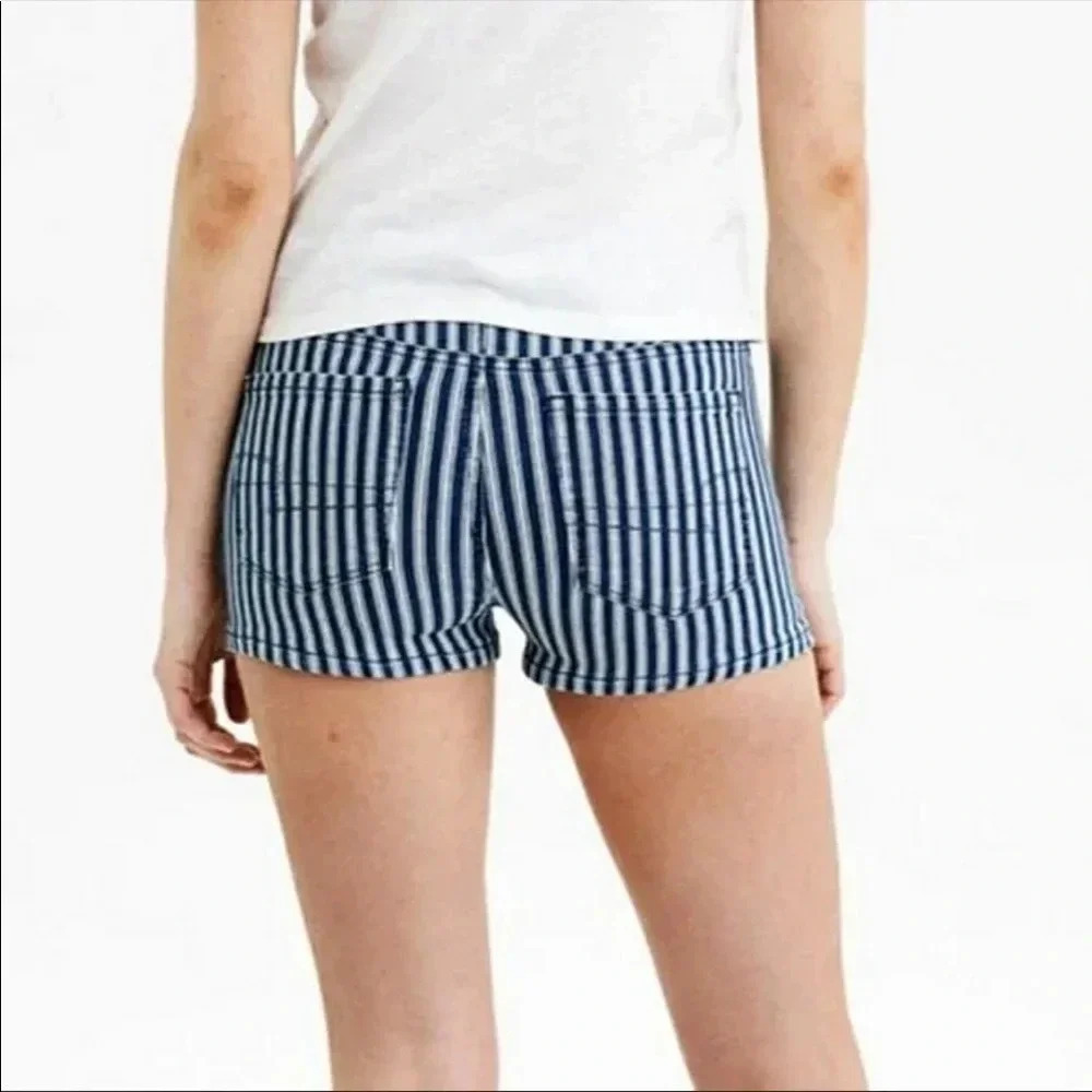 American Eagle AE High Rise Shortie Striped Denim Shorts Jean Size 4 - Picture 3 of 7